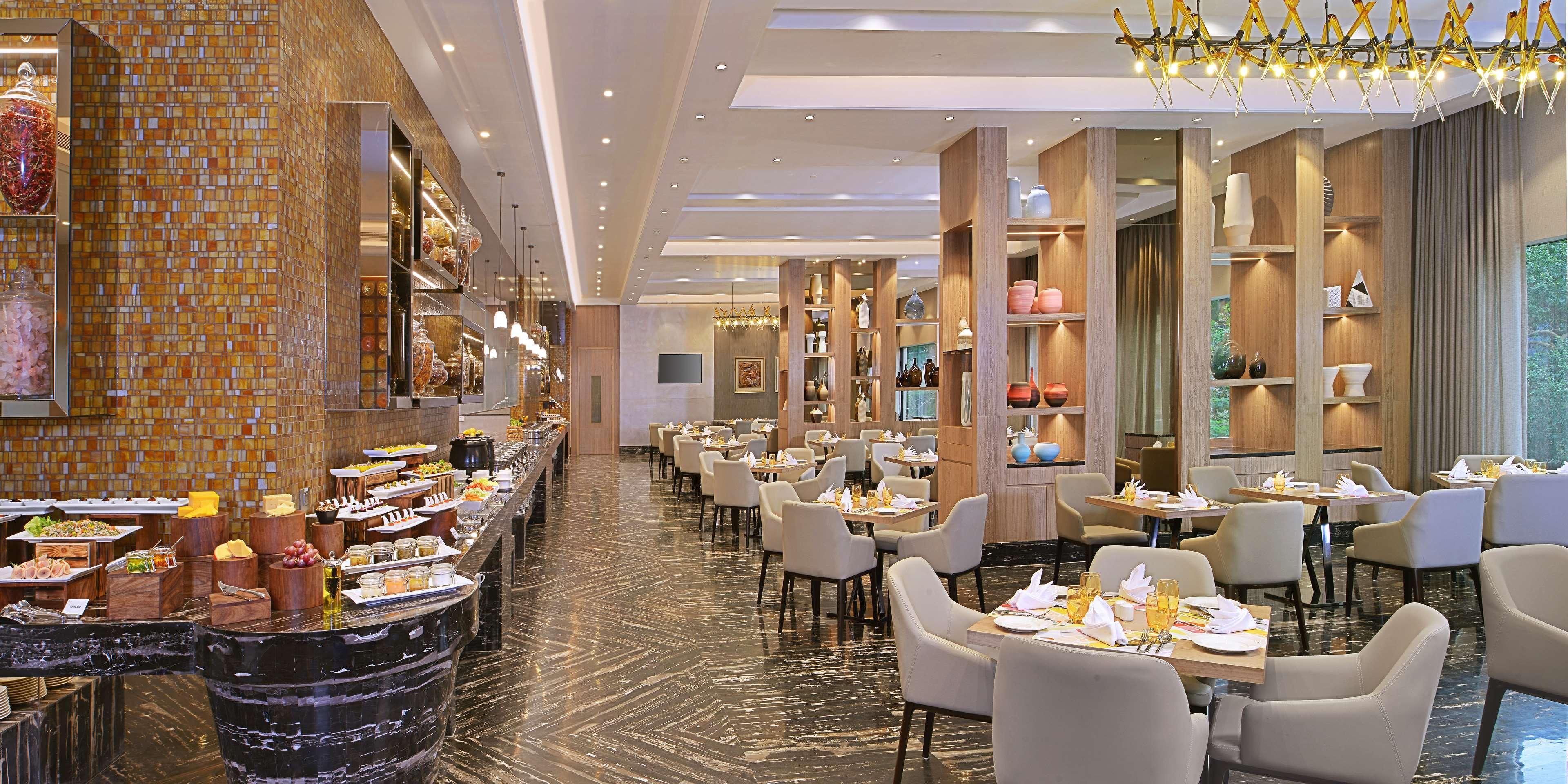 孟买安德瑞midc丽笙酒店 外观 照片 The restaurant